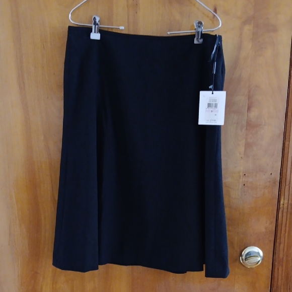 Calvin Klein Dresses & Skirts - Calvin Klein Black Knee-Length A-Line Skirt for Cocktail